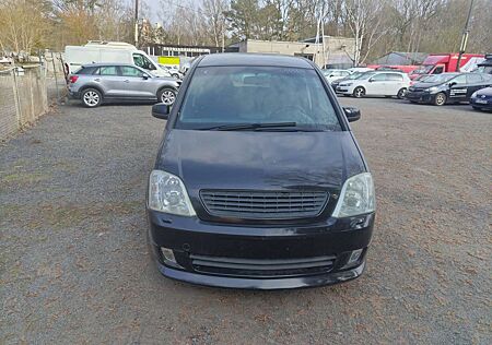 Opel Meriva 1.8 16V (Essentia)