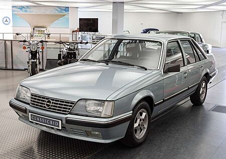 Opel Senator A 2.2i