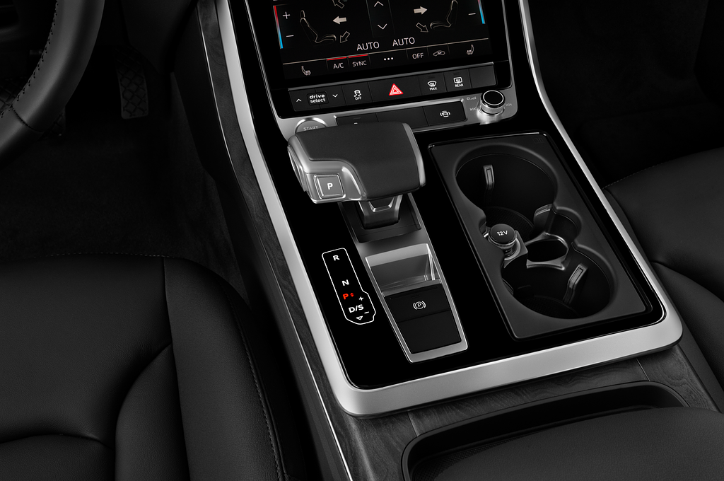Audi Q7 (Baujahr 2020) - 5 Türen Schalthebel