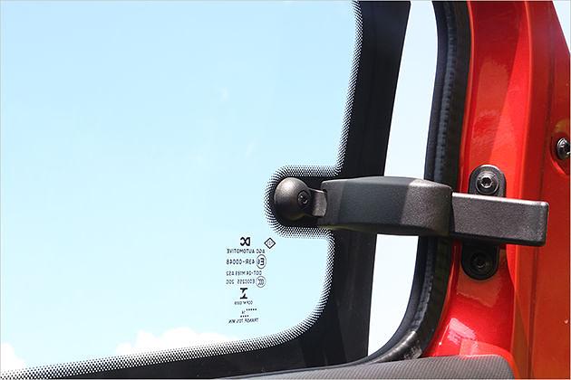 Ausstellfenster hinten: Sowas spart Geld und Gewicht. Auch der VW Up hat sie