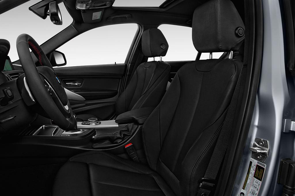 BMW 3 Series Iperformance (Baujahr 2017) Sport Line 4 Türen Vordersitze