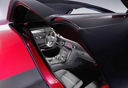 MERCEDES-BENZ-SLS-AMG-Coupe--2009-